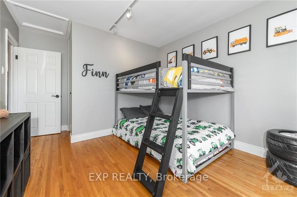 2297 ELMIRA Drive photo 20