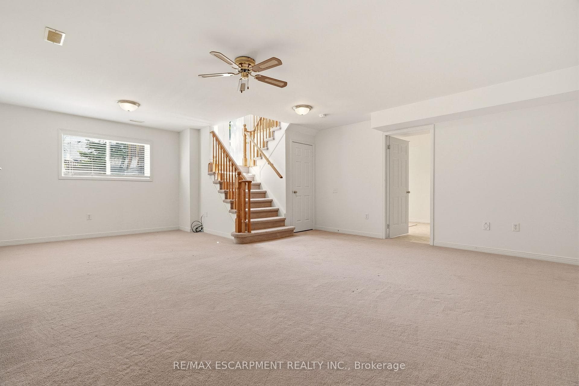 4400 MILLCROFT PARK Drive Unit 40 photo 34