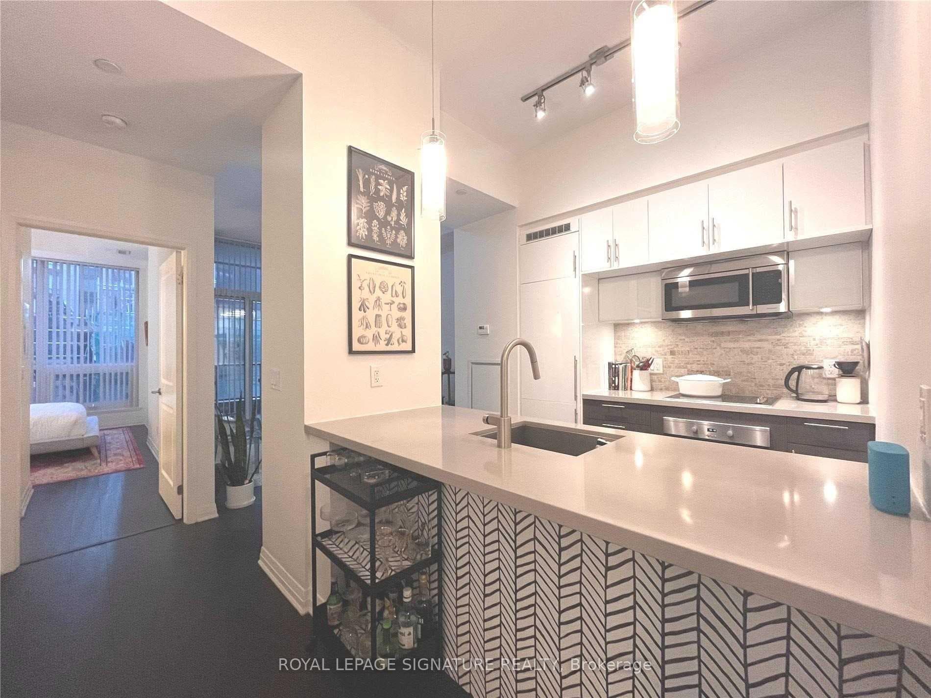 8 Mercer Street Unit 211 photo 5