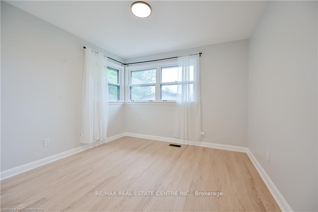738 Mohawk Road Unit Upper photo 20