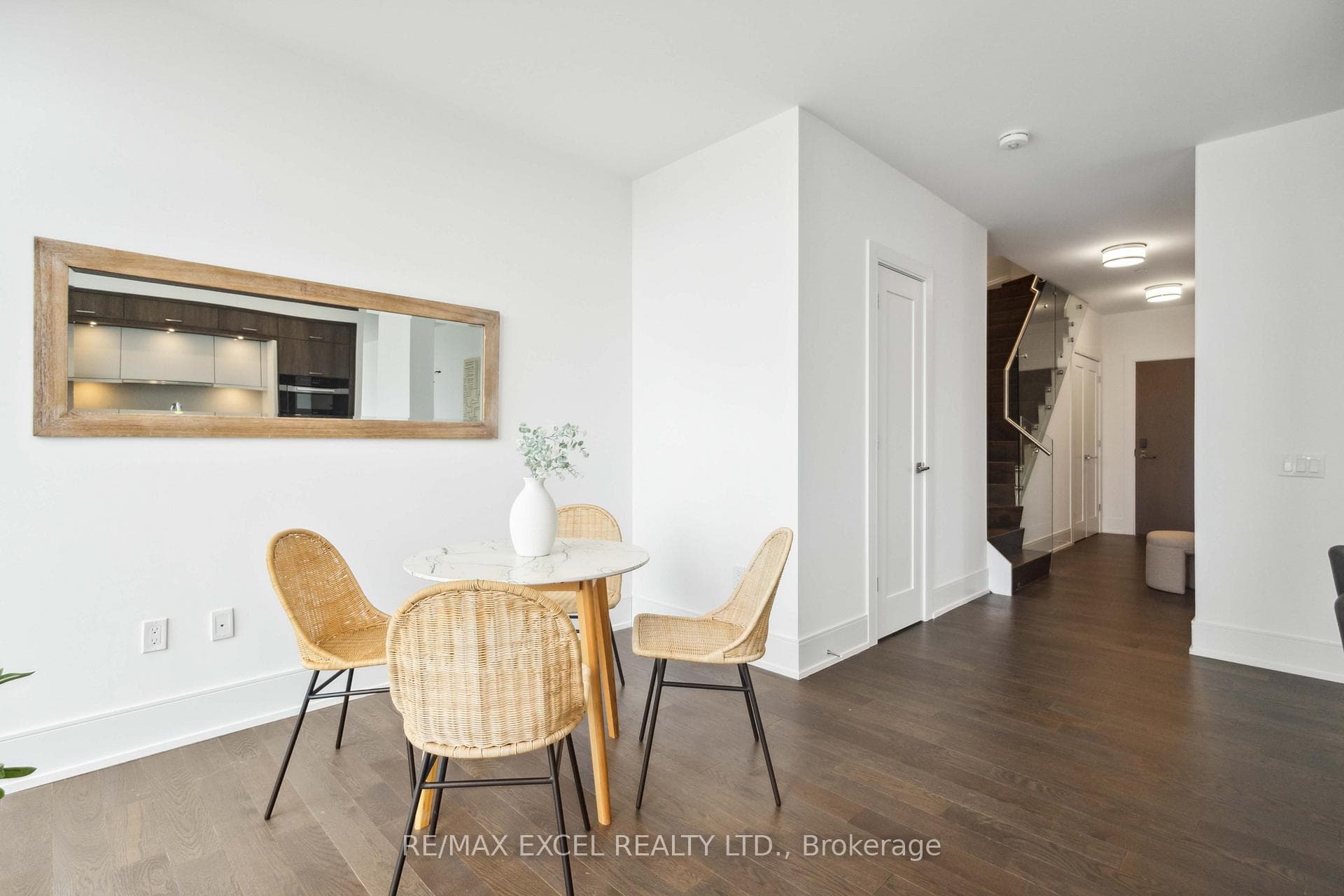 30 Inn on the Park Drive Unit 520 photo 13