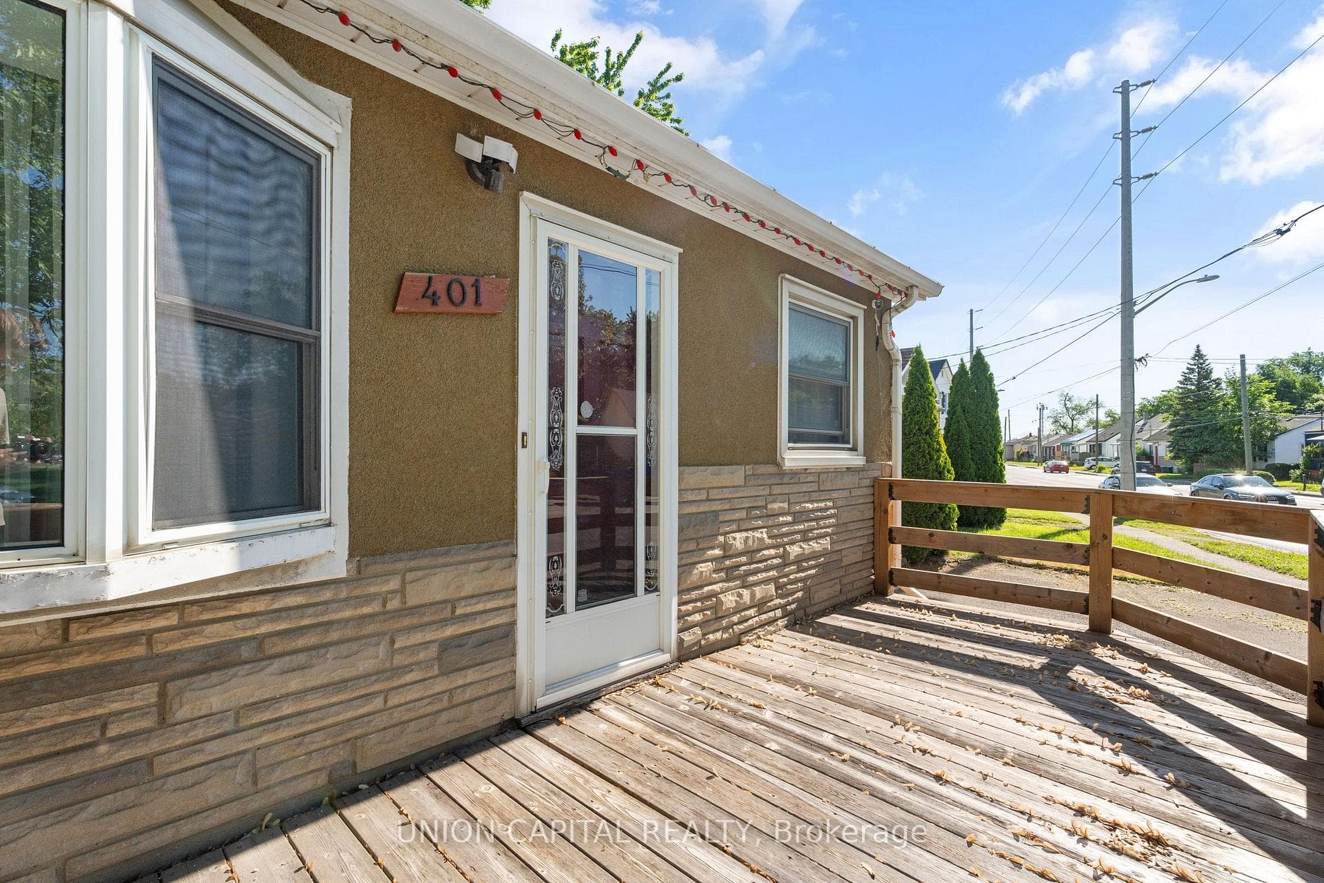 401 Welland Avenue photo 5