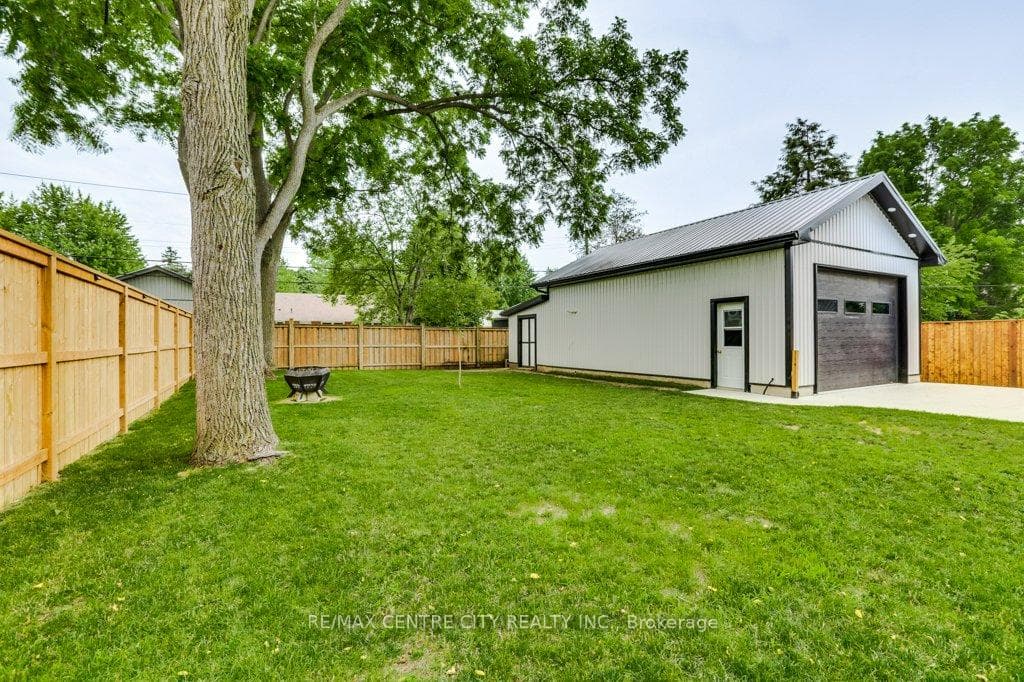 73 FOURTH Avenue photo 41
