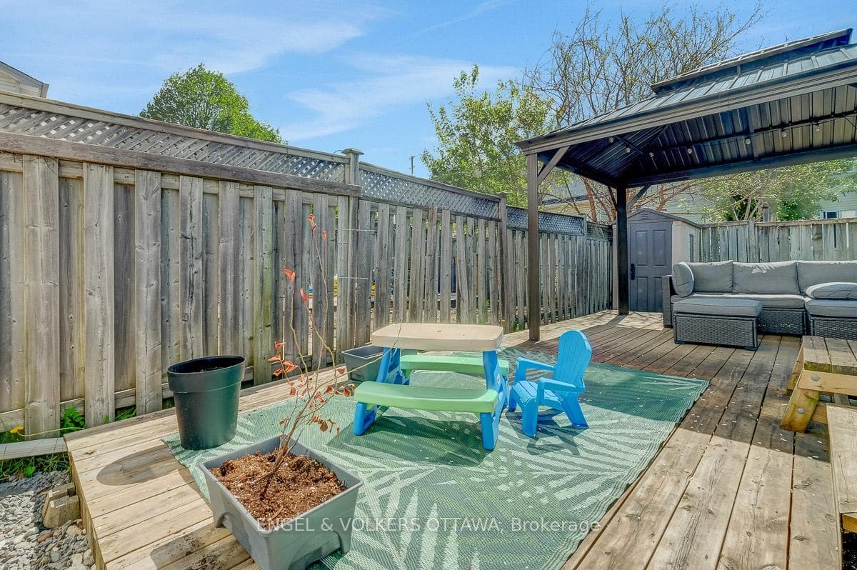 88 Kincardine Drive photo 41