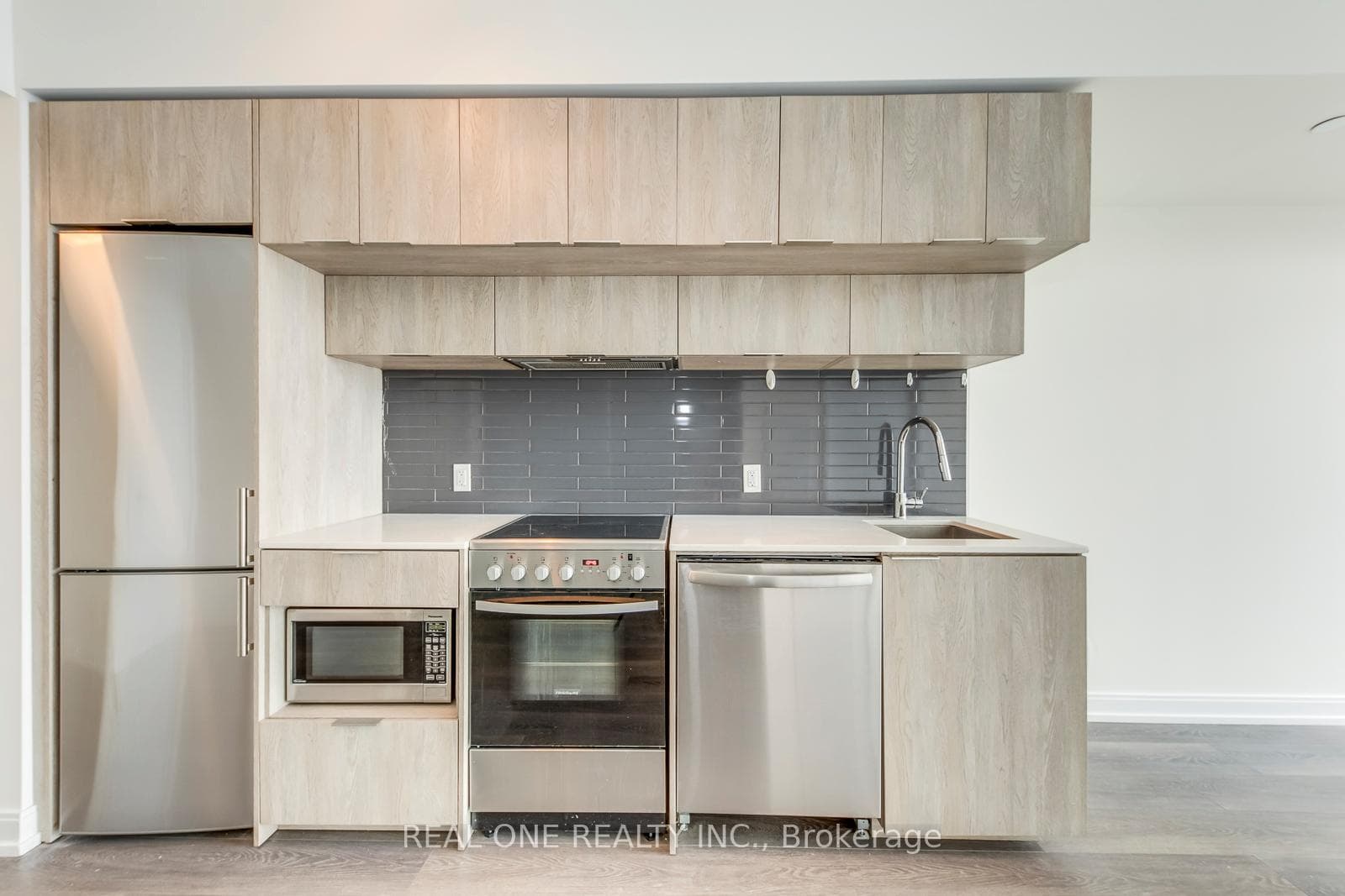 181 dundas Street Unit PH9 photo 8
