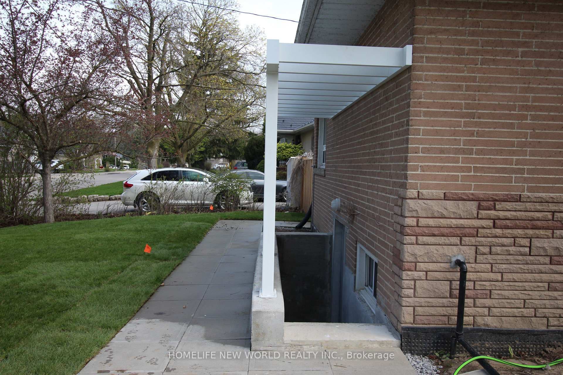 307 Kerrybrook Drive Unit Suite A photo 11