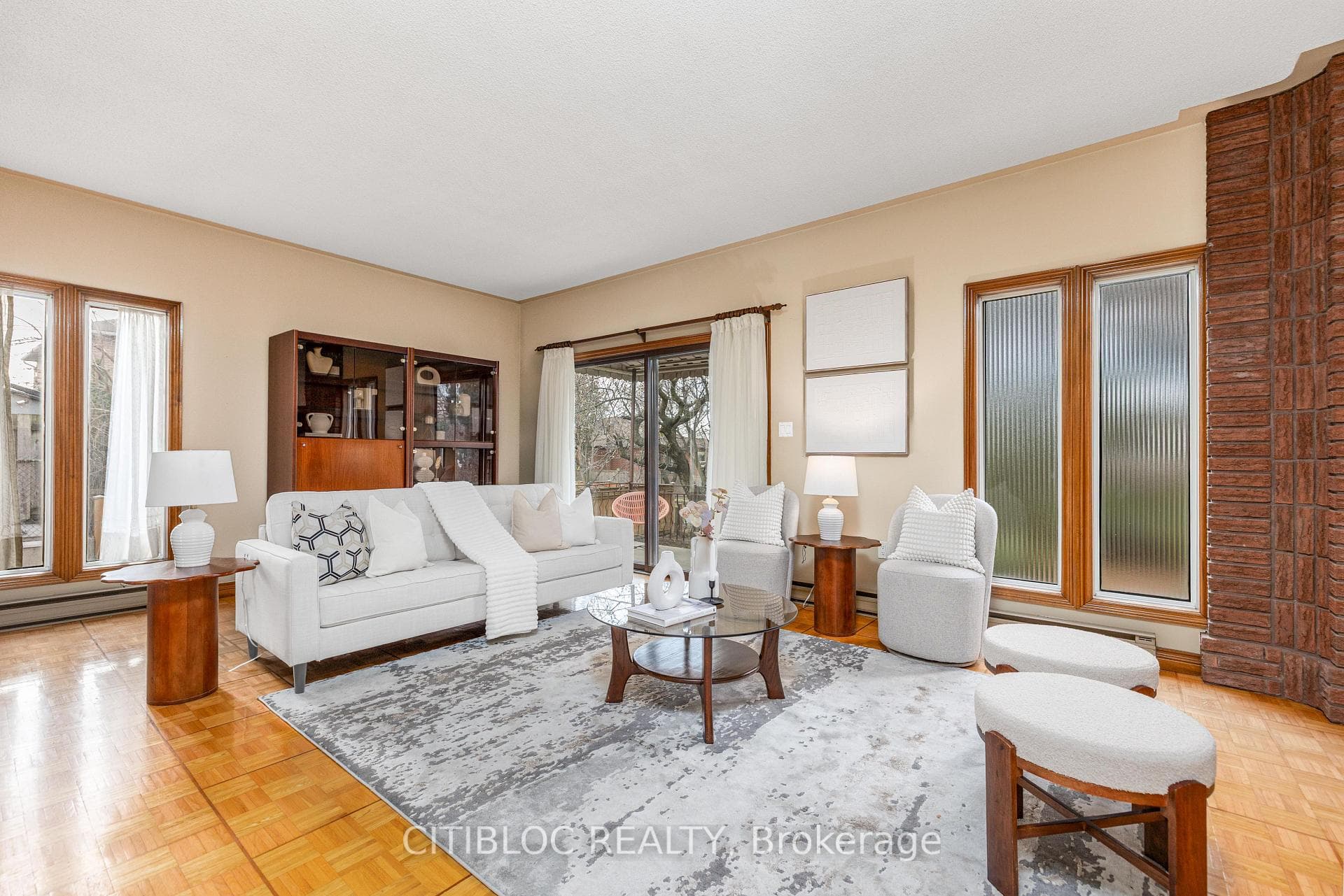74 Erie Street photo 2