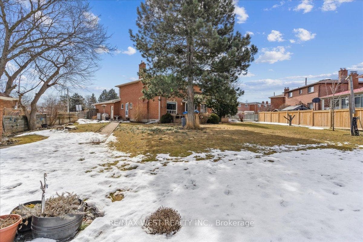 66 Partridge Circle photo 21