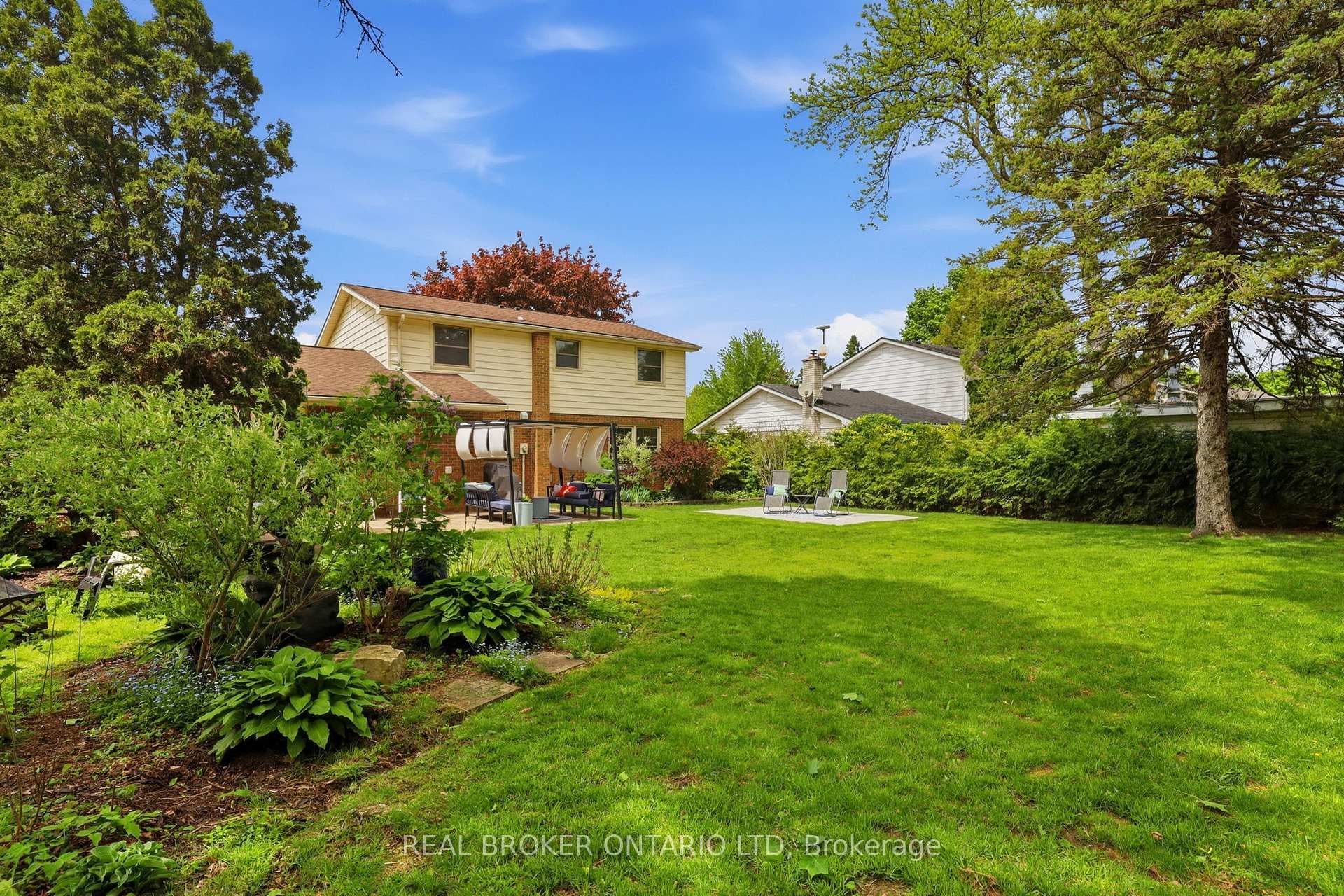 196 Wychwood Park photo 36