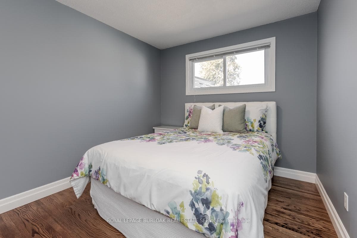 292 Cranbrook Drive photo 28
