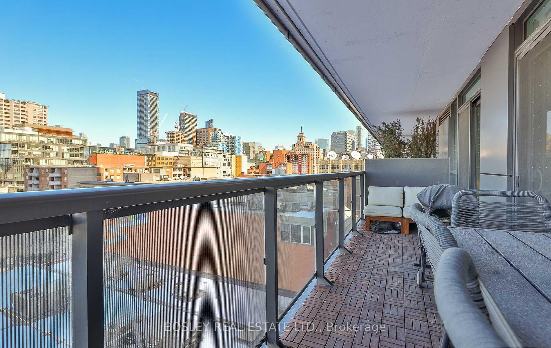 318 Richmond Street Unit 601 photo 17