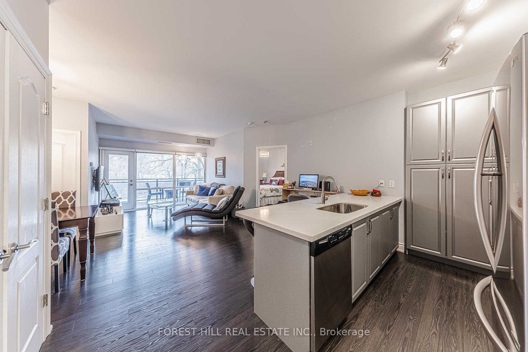 8201 Islington Avenue Unit 113 photo 8