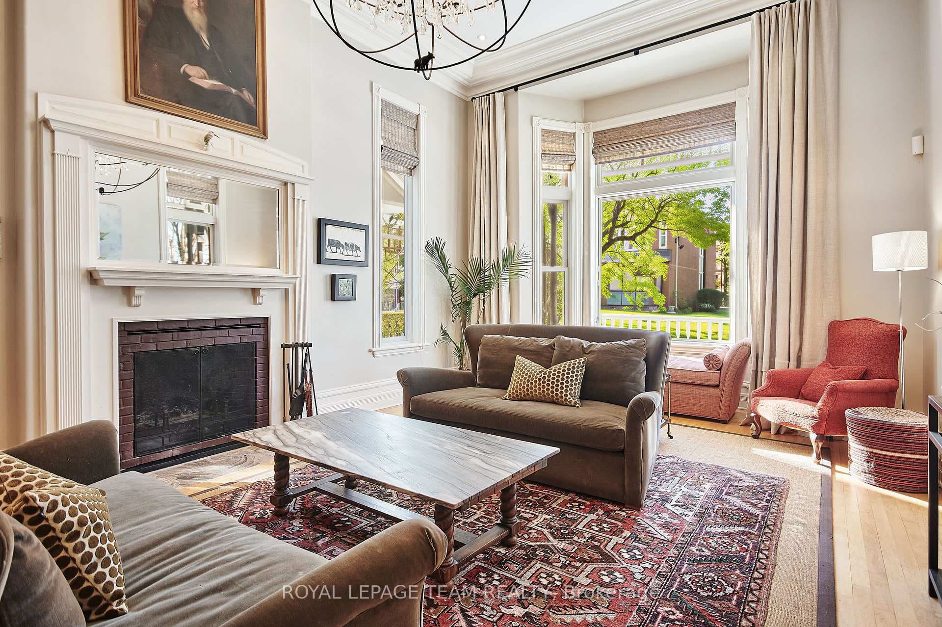 108 Stanley Avenue photo 6