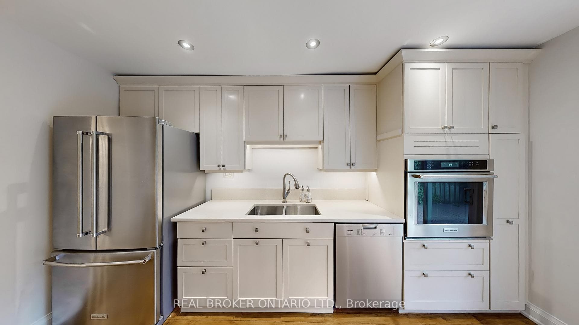 16 Wilkins Avenue photo 14