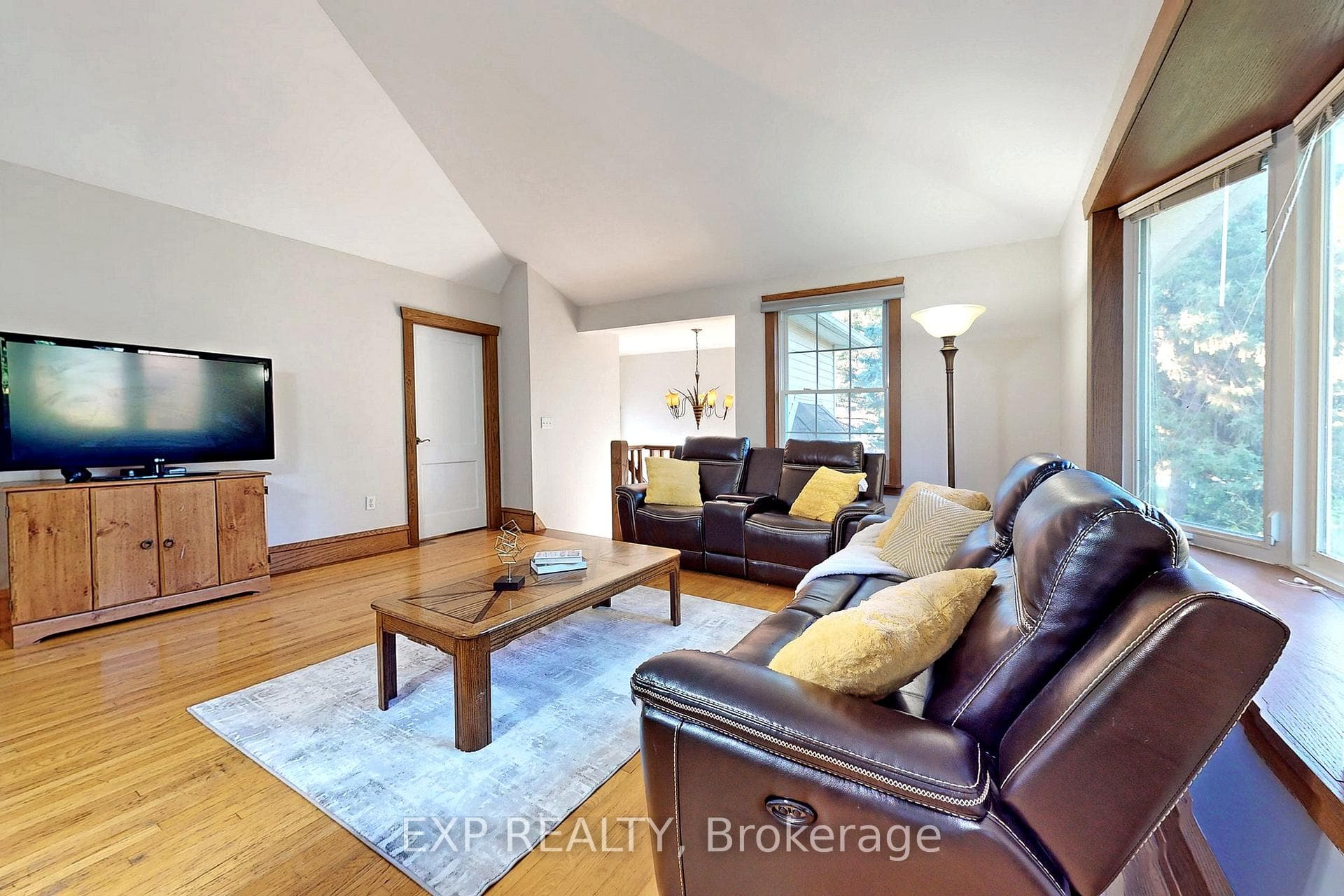 1 Caseley Drive photo 11