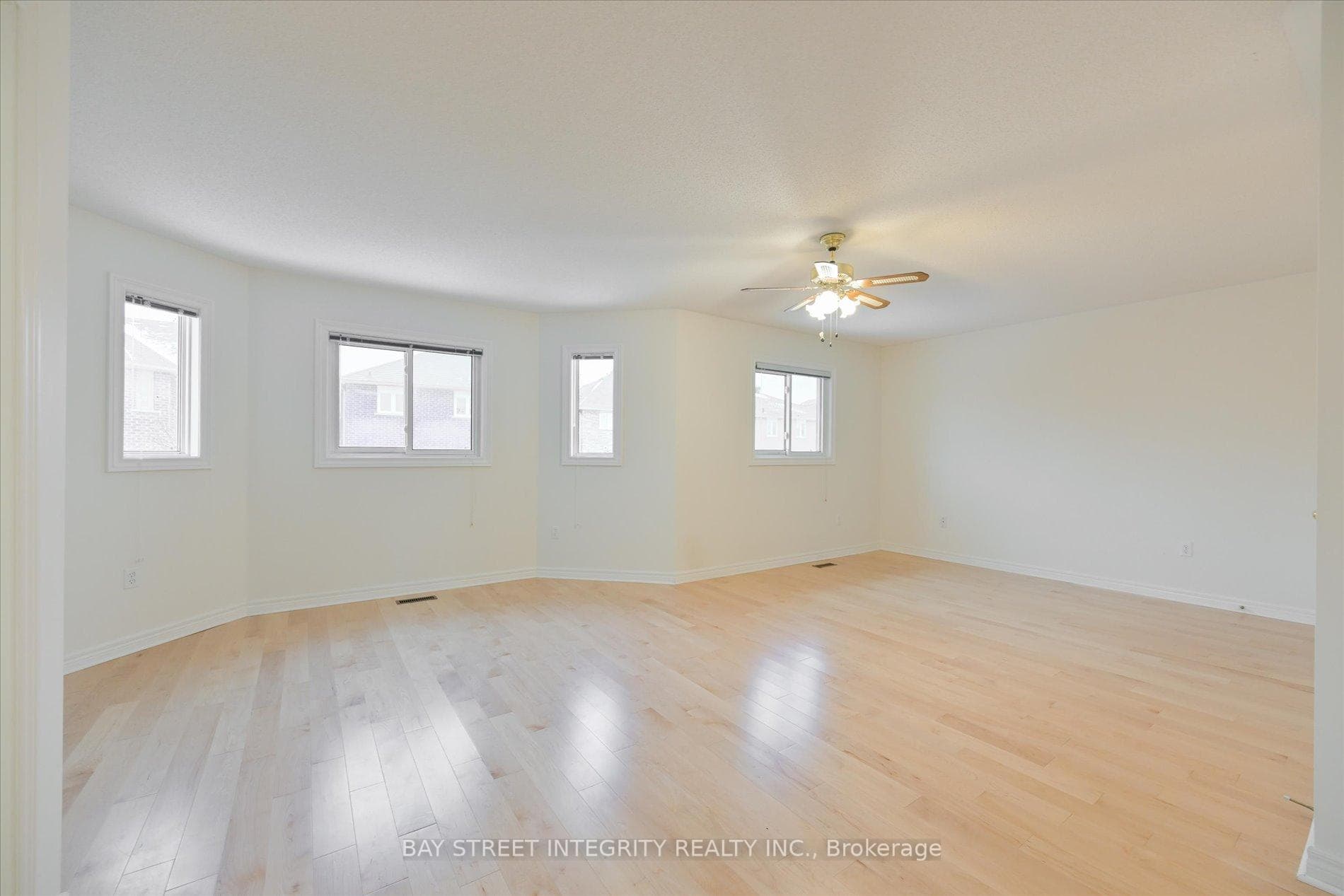 67 Grandlea Crescent photo 26