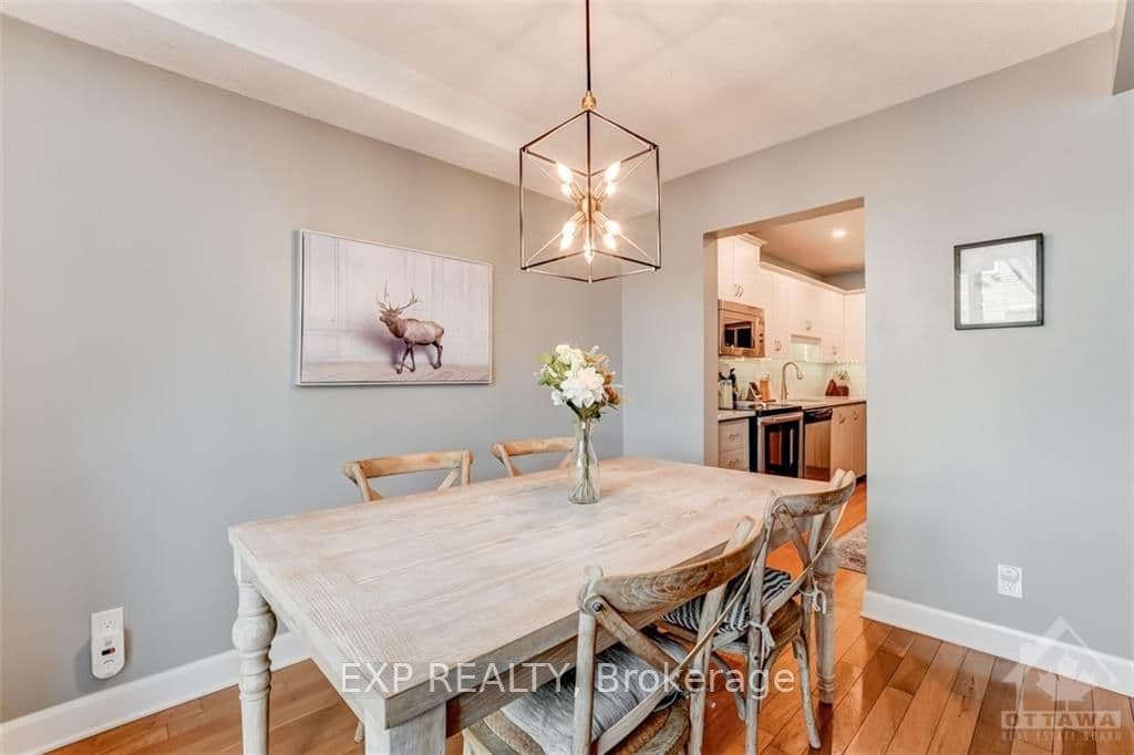 38 OAKHAVEN photo 8