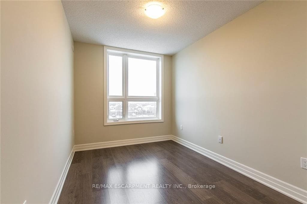 630 Sauve Street Unit 325 photo 19