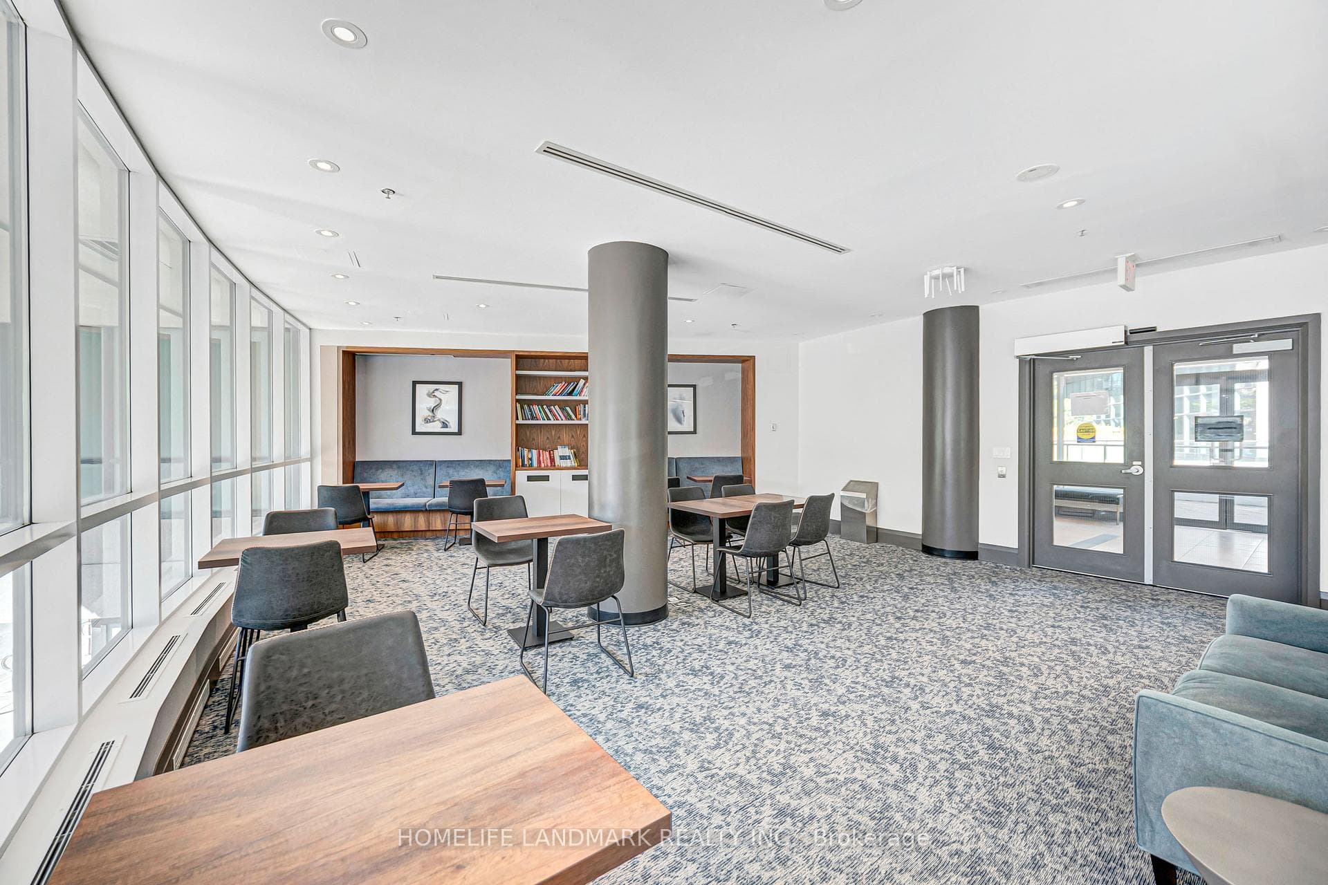 16 Yonge Street Unit 901 photo 41