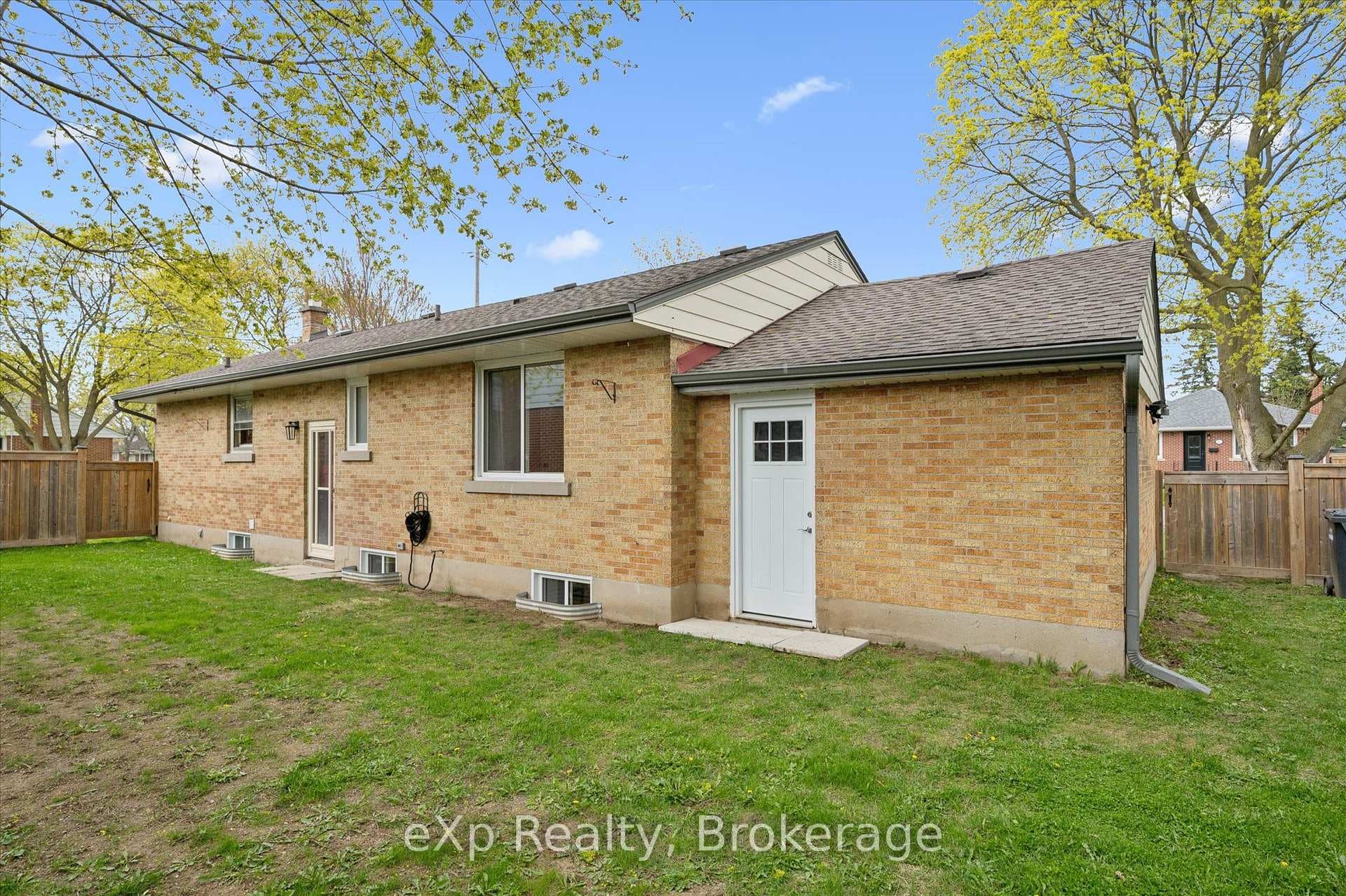 14 Glenwood Avenue photo 37