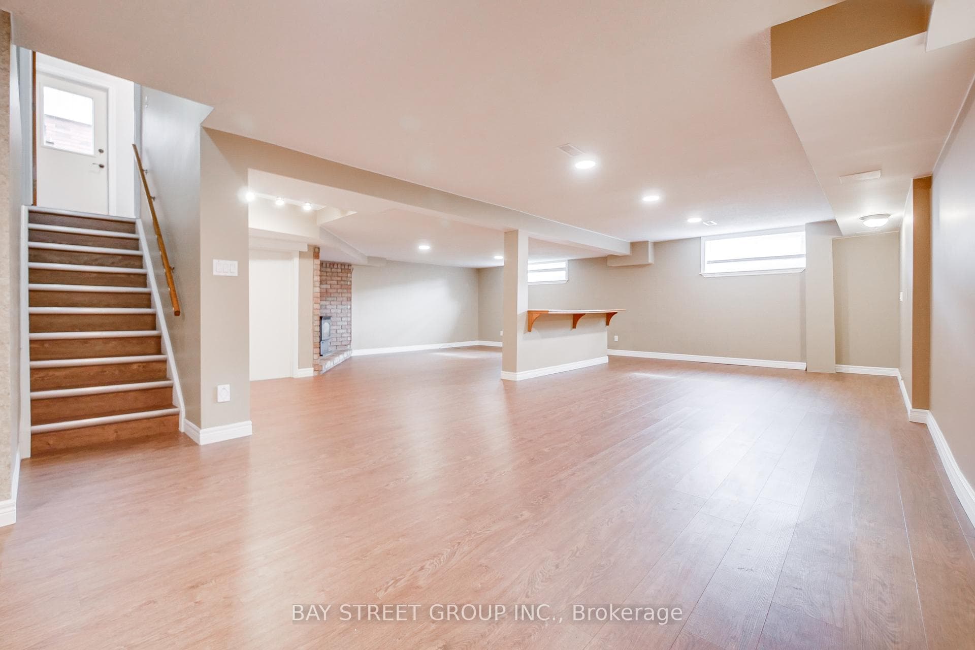 14 Earlidawn Court photo 28