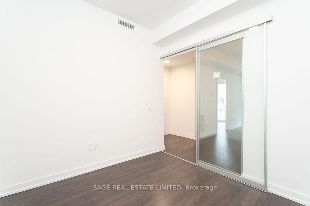 150 Logan Avenue Unit 310 photo 11