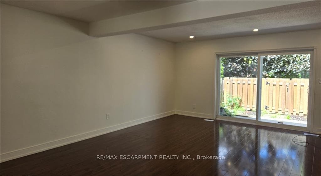 77 Linwell Road Unit 27 photo 10