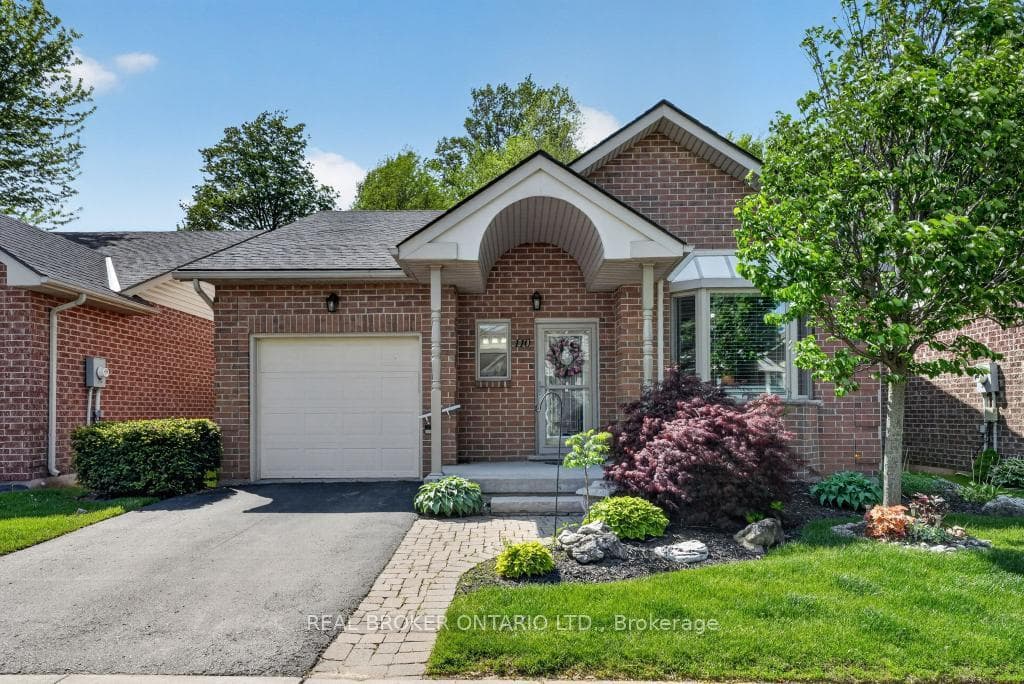 110 Greentrail Drive photo 1
