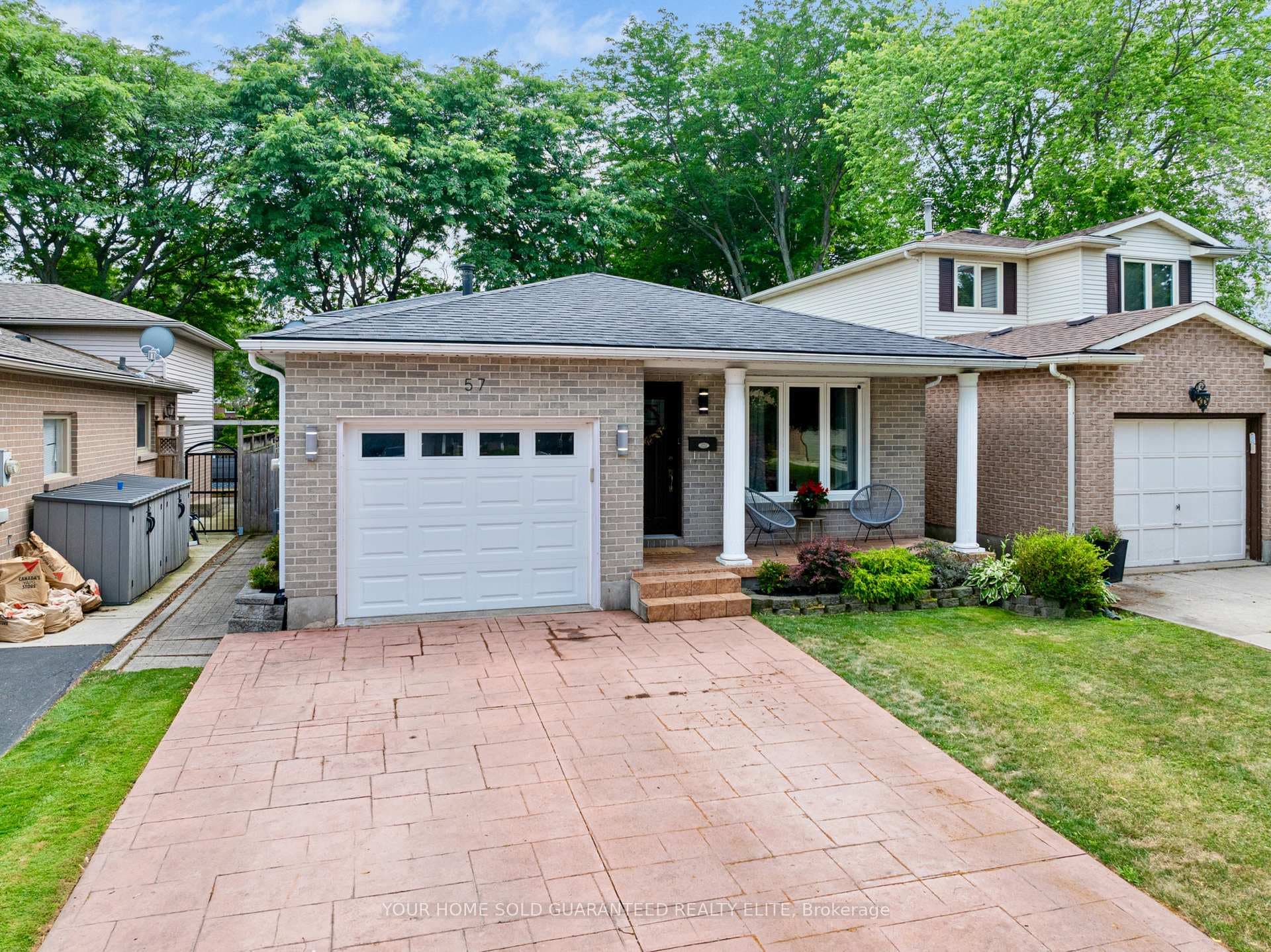 57 Sandra Crescent photo 1