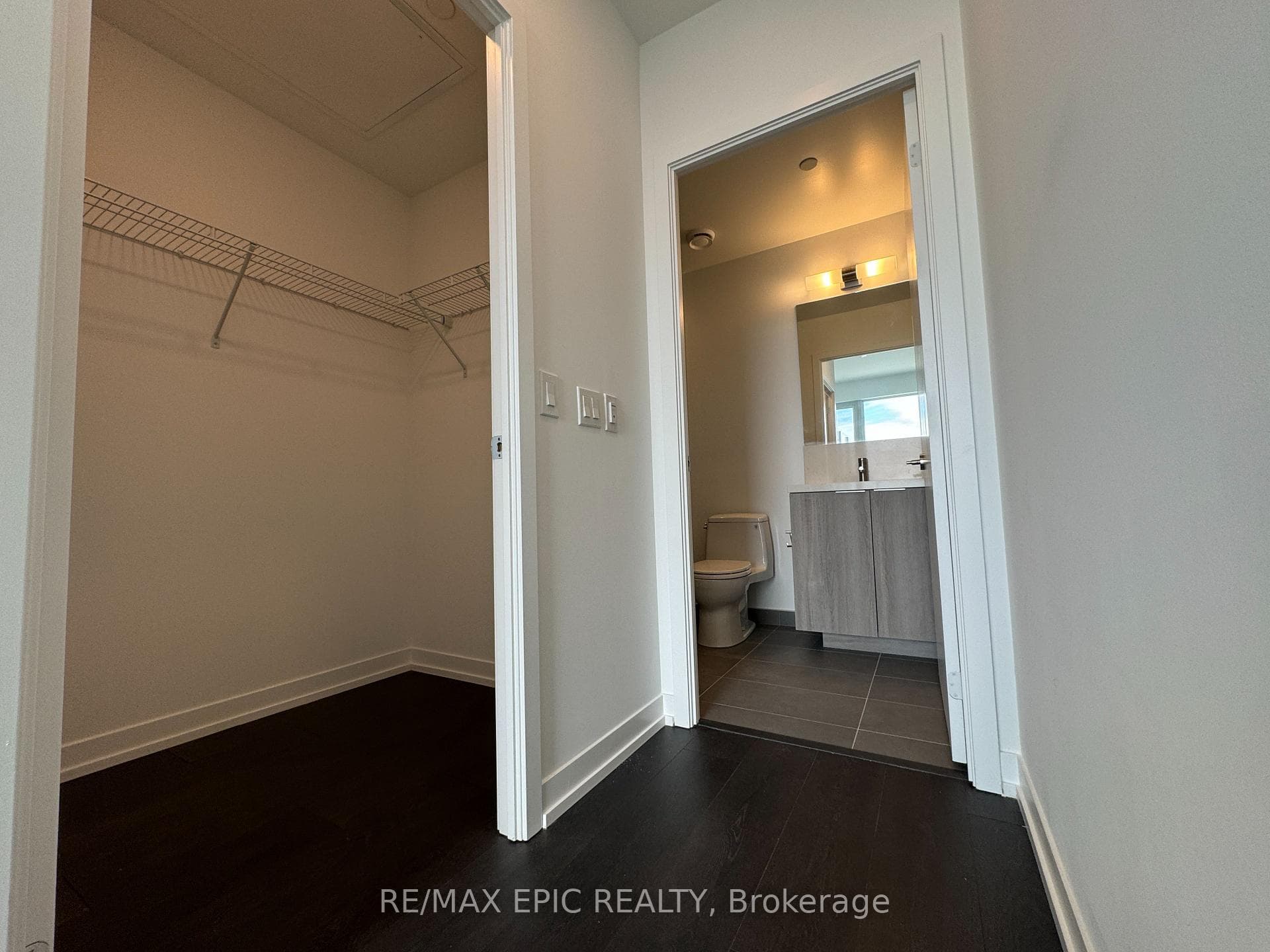 2020 Bathurst Street Unit PH21 photo 18