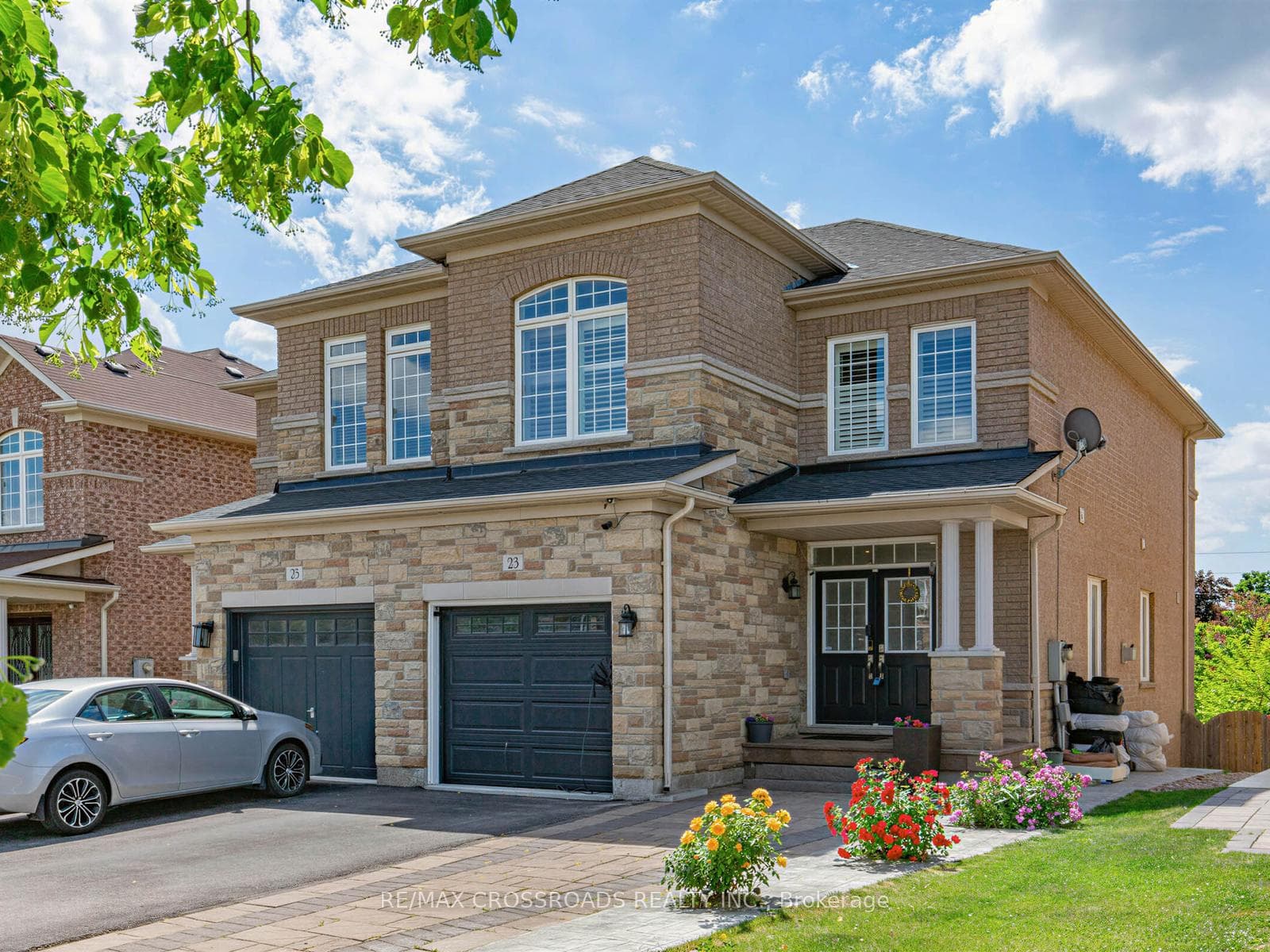 23 Worthview Drive photo 2