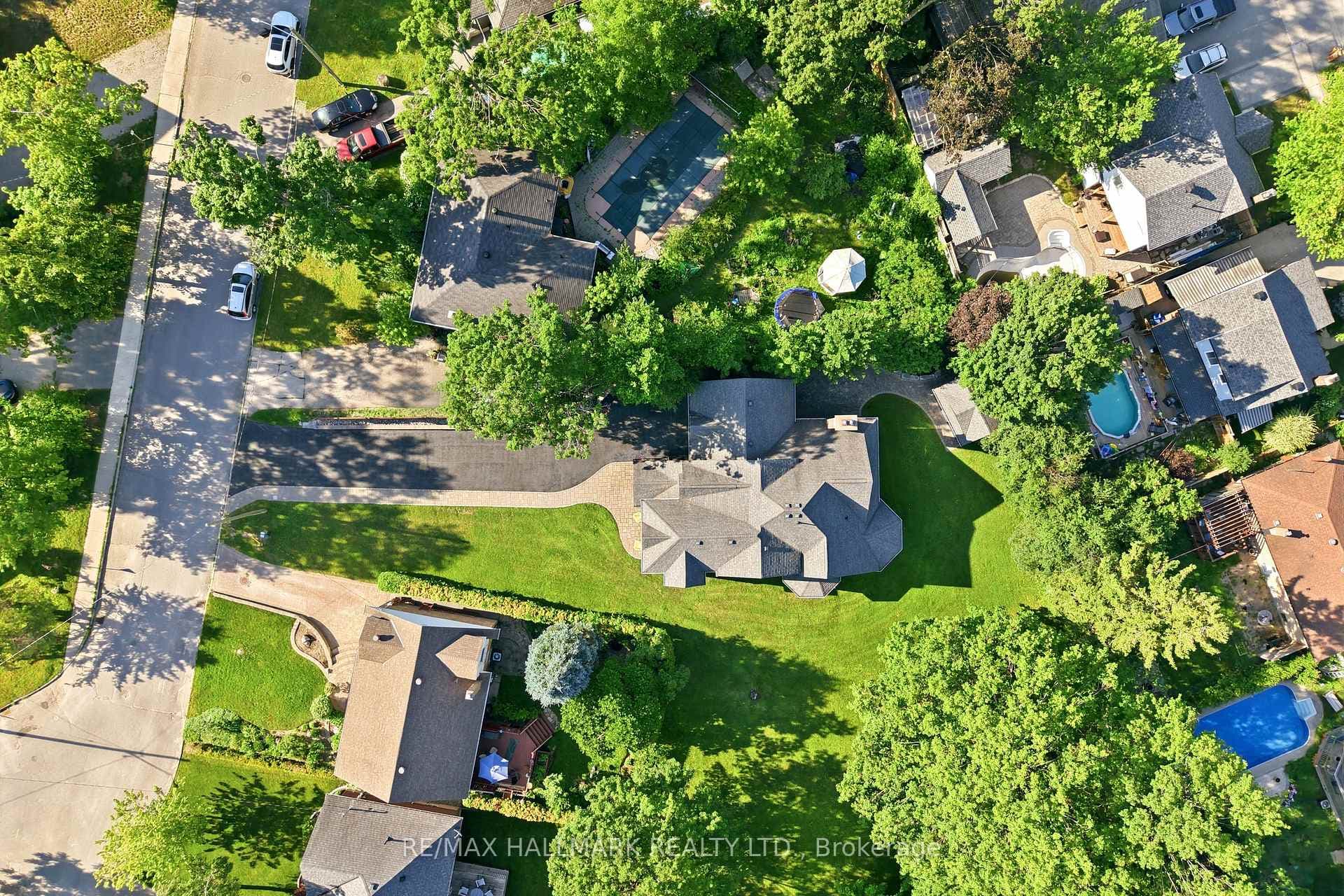 105 Duckworth Street photo 39