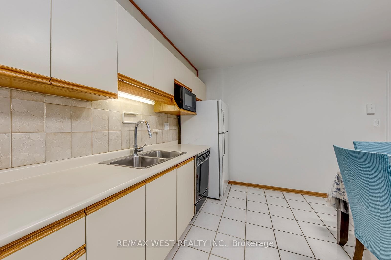 170 Pacific Avenue photo 20