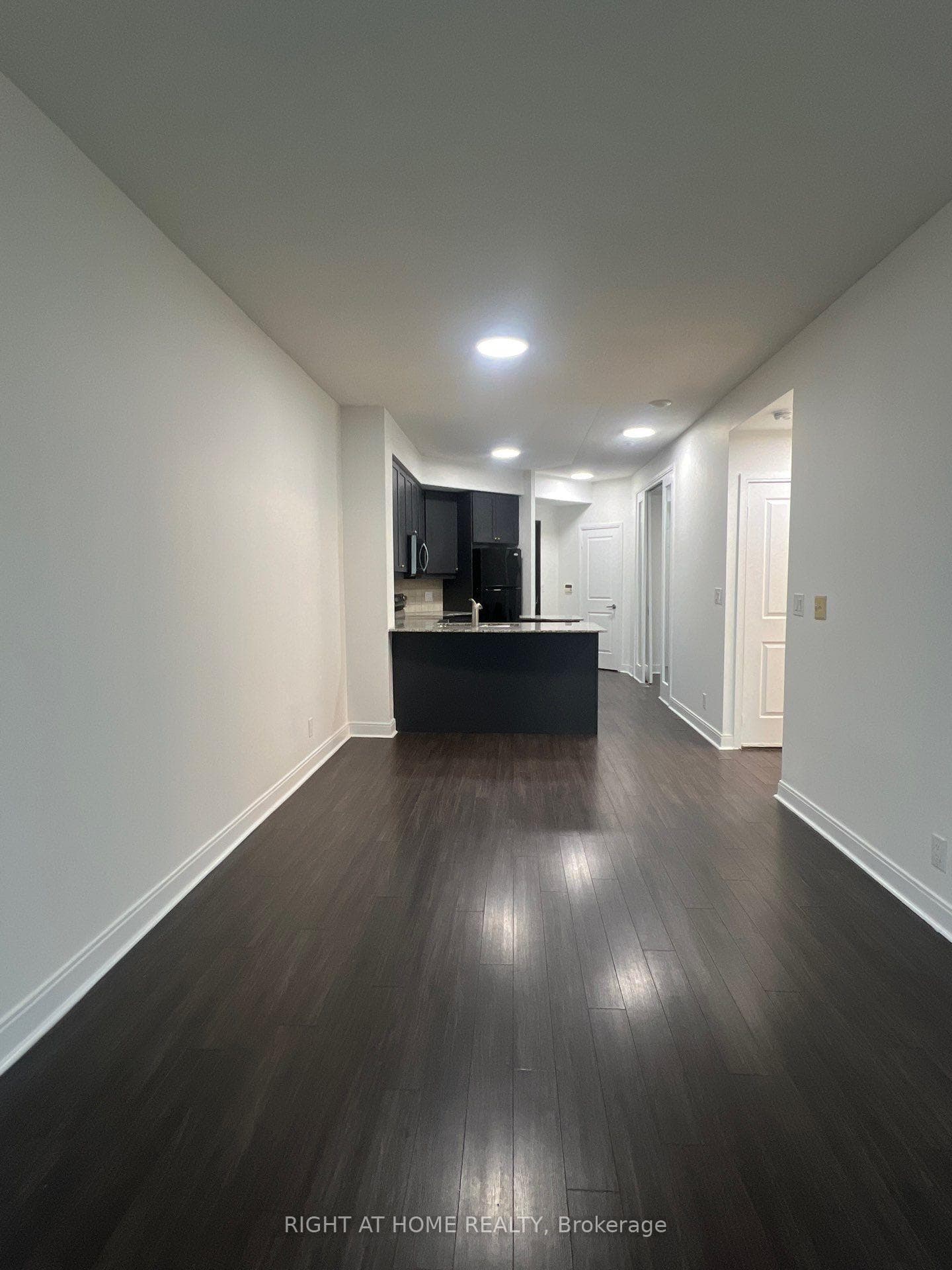 90 Absolute Avenue Unit 1107 photo 13