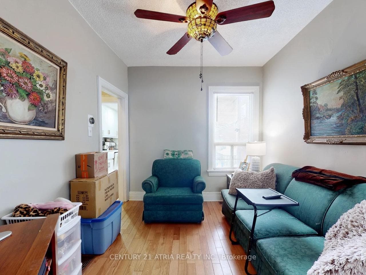 40 Sibley Avenue photo 4