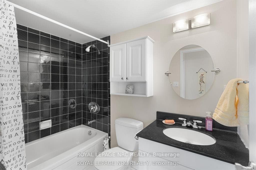 7 Gale Crescent Unit 1109 photo 24