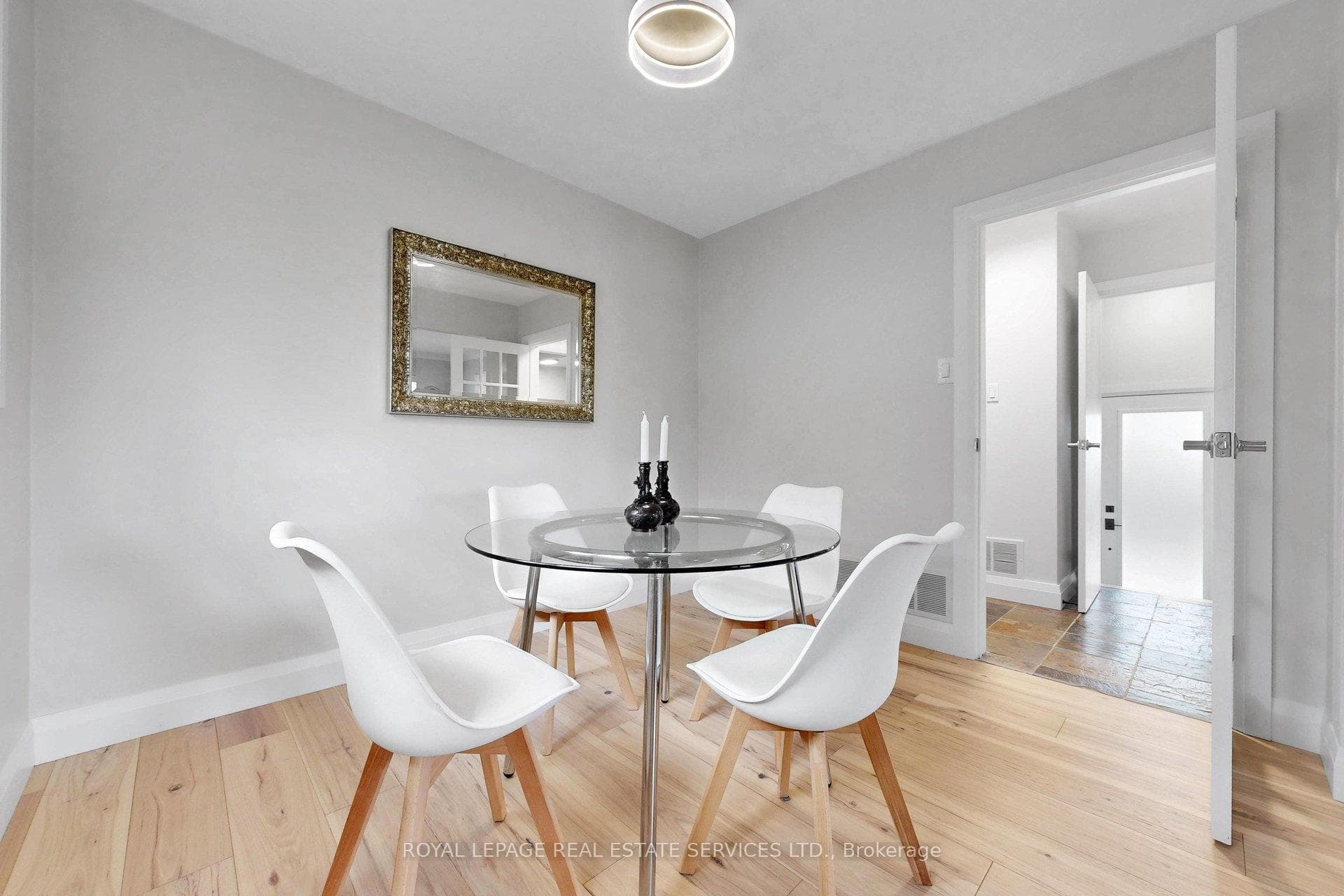 6 Parkchester Road photo 12