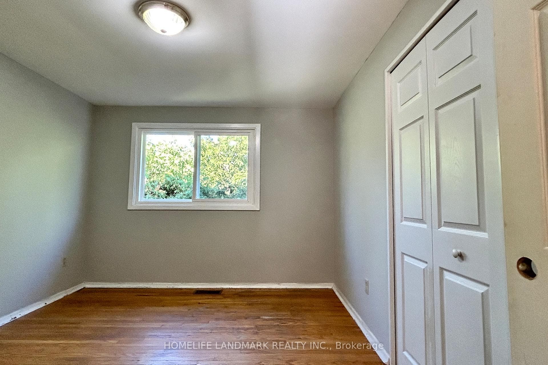 111 Drakefield Road photo 21