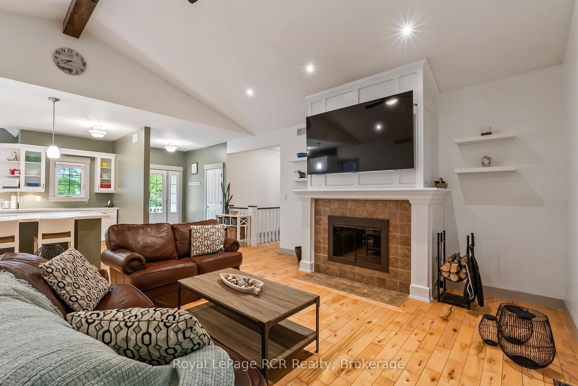 165 Napoleon Street photo 19