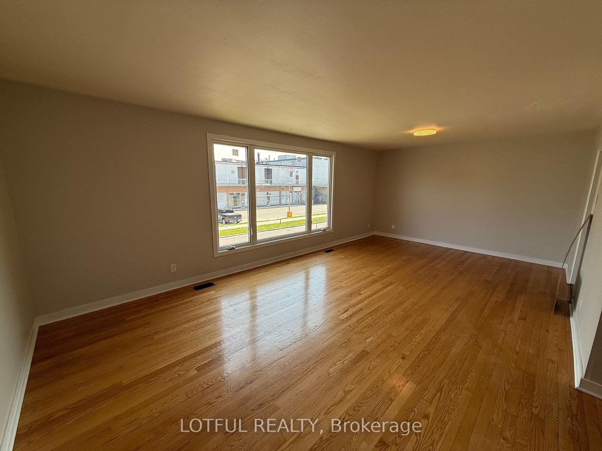 2647 Priscilla Street Unit A photo 4