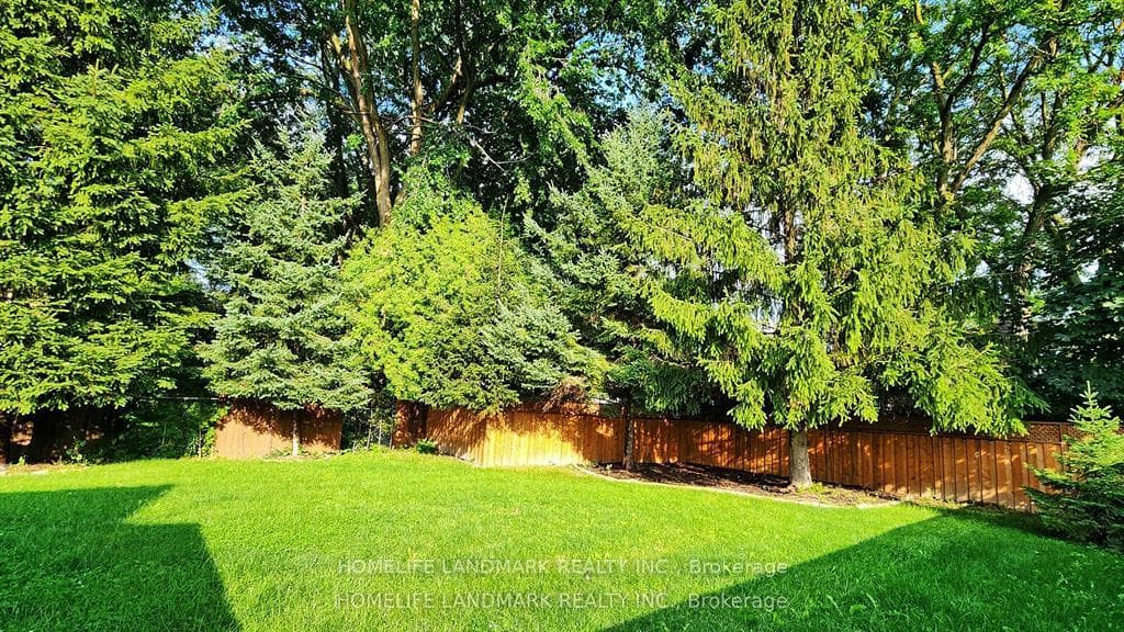 21 Pleasant Avenue photo 33