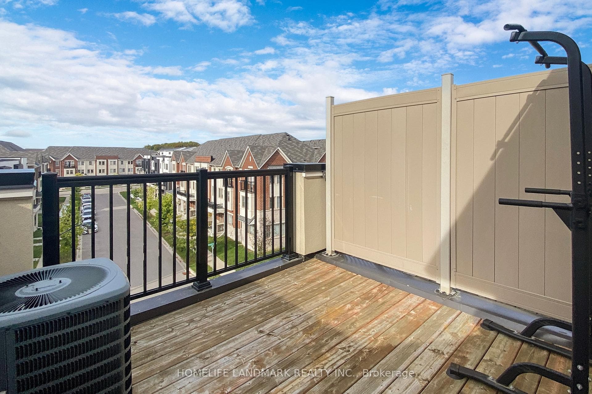 51 Frederick Wilson Avenue photo 28