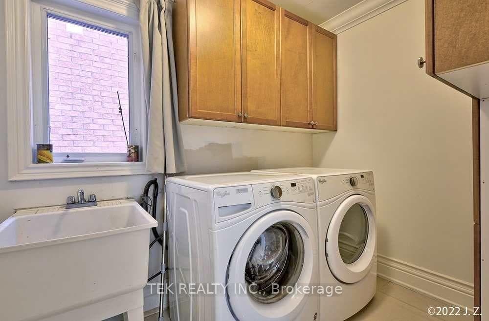 87 Routledge Drive photo 17
