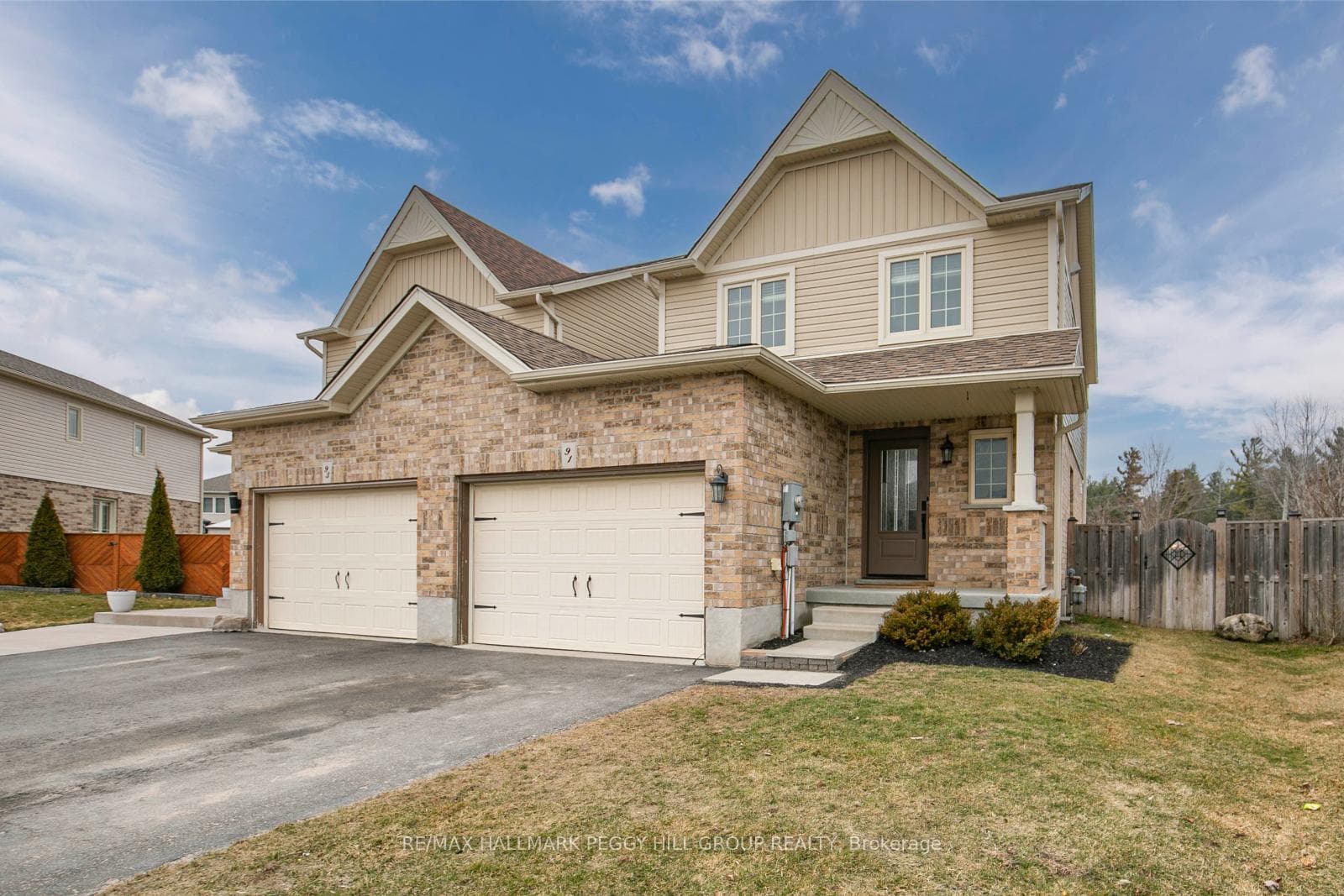 91 Banting Crescent photo 2