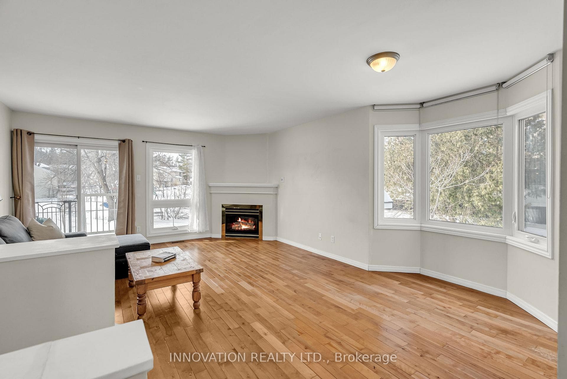 1657 Locksley Lane Unit 9 photo 15