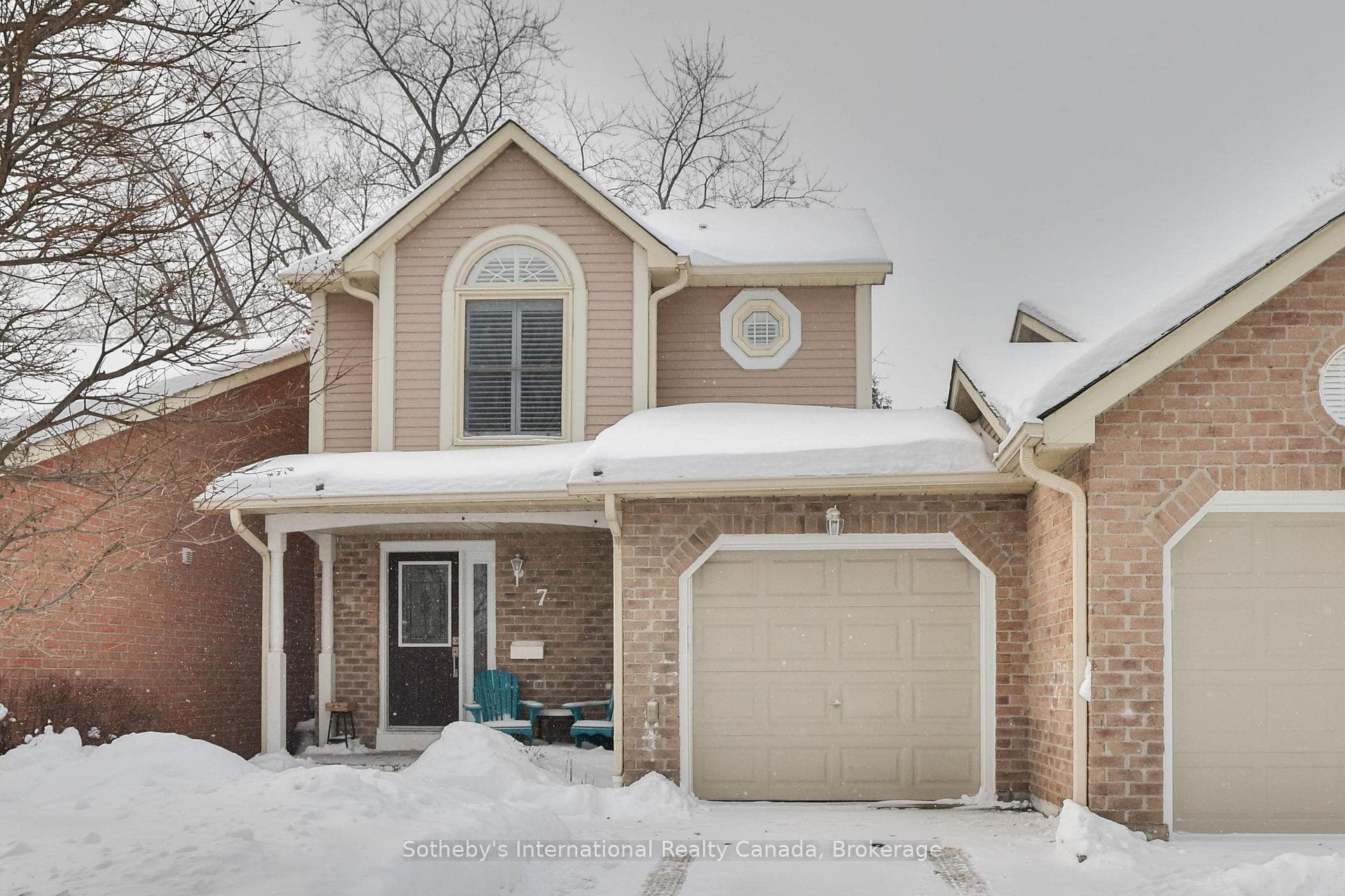5255 Lakeshore Road Unit 7 photo 2