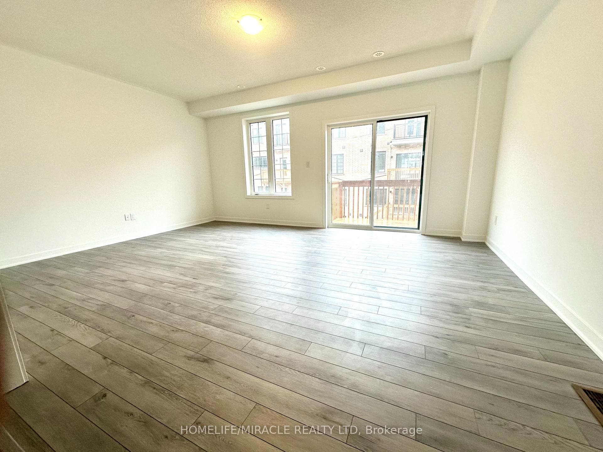 47 Selfridge Way photo 6