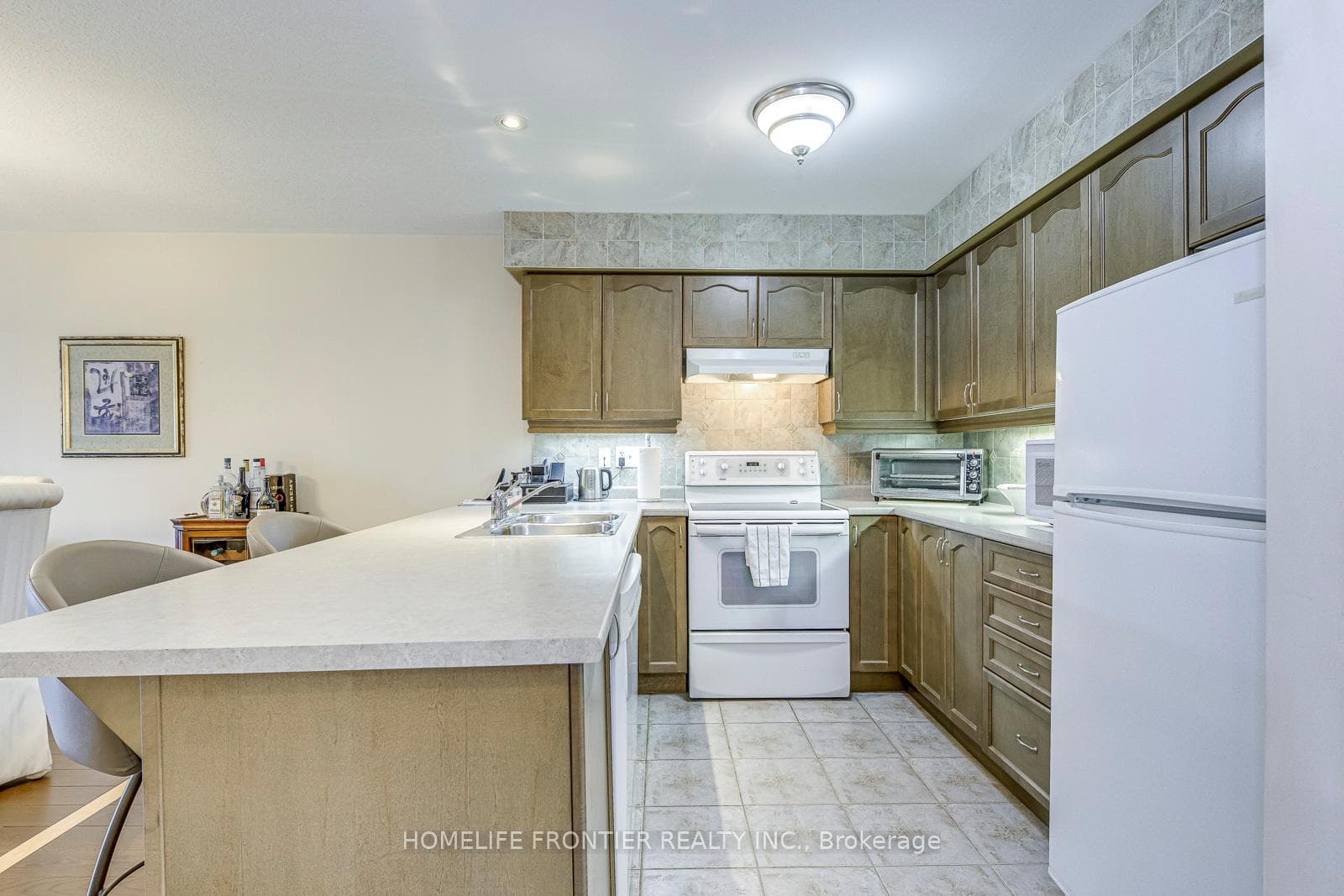 90 Oakhampton Trail Unit 16 photo 9