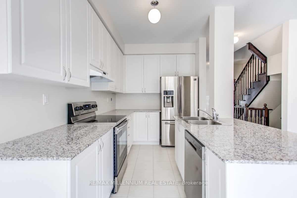 77 Allegranza Avenue photo 16