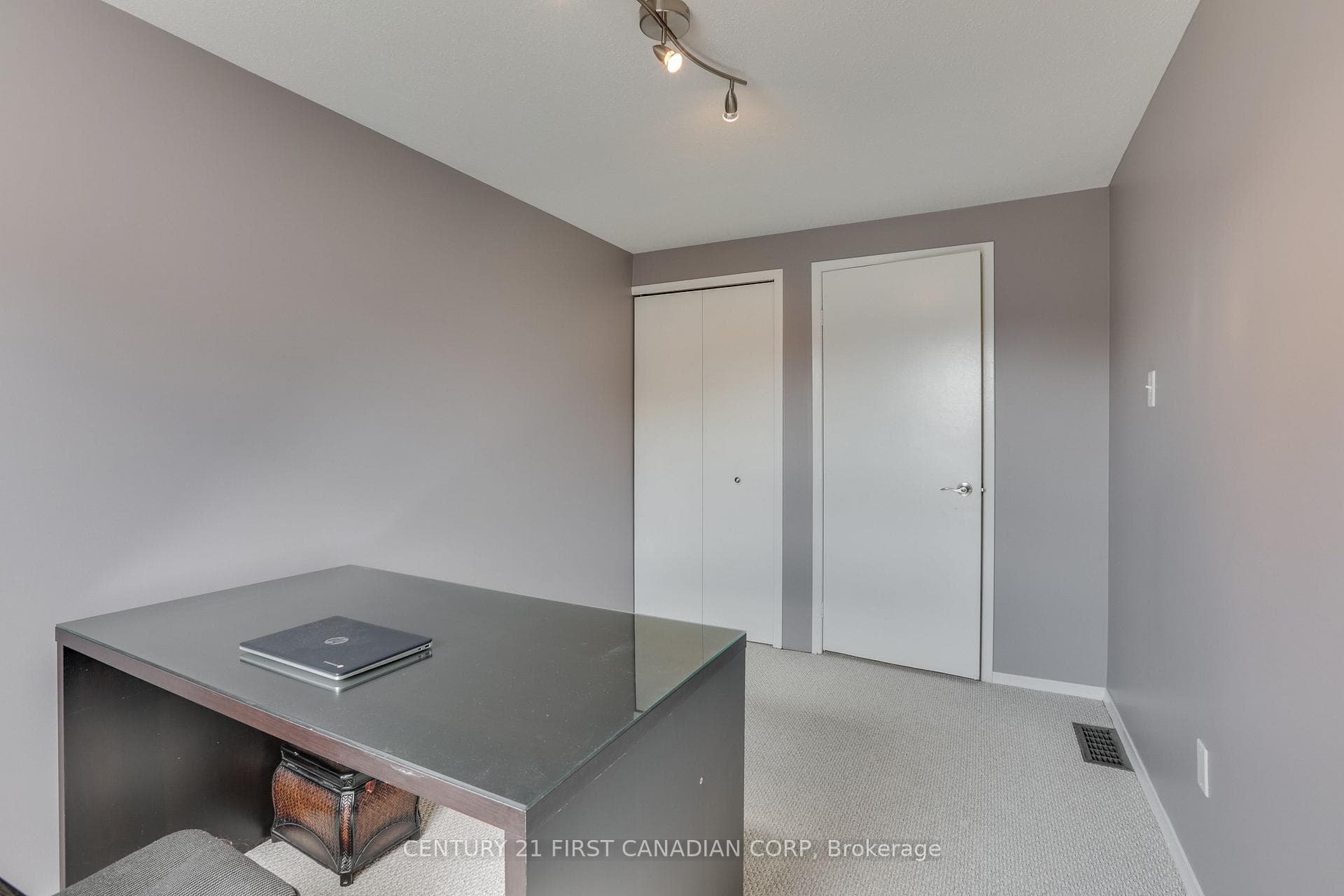 1250 Jalna Boulevard Unit 76 photo 22